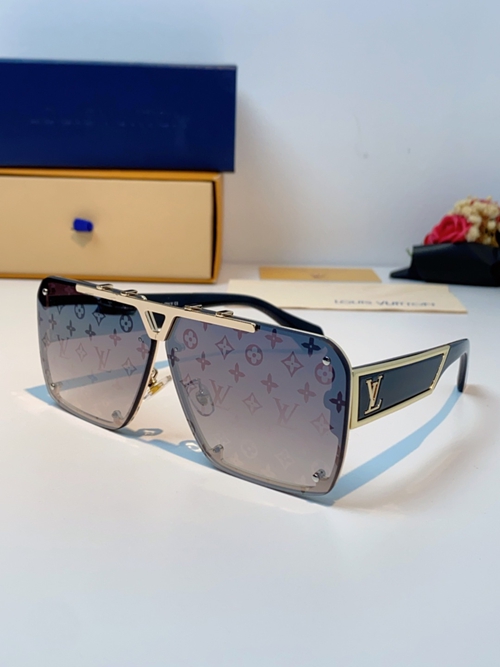 ルイヴィトンサングラス正面デザイン